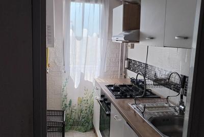 Apartament cu 3 camere semidecomandat în Fortuna - 2