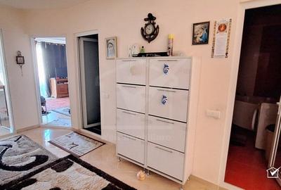 Apartament cu 3 camere semidecomandat, mobilat în Florești - 7