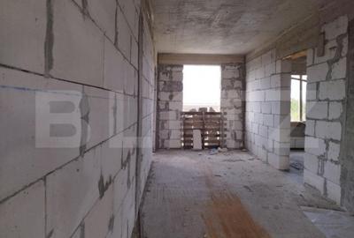 Casă cu 5 camere cu Teren 3800 Mp în Corlătești - 1