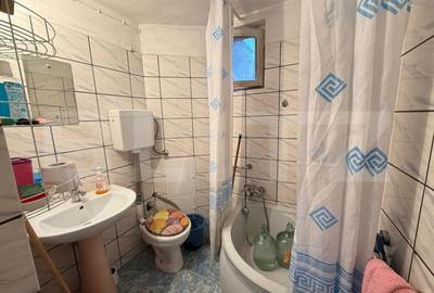 Casă cu 5 camere cu Teren 2310 Mp în Central - 8