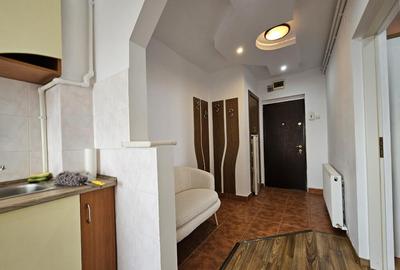 Apartament 2 camere, decomandat Zona Ceta?ii - 11