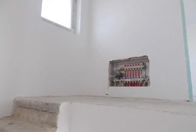 Casă cu 5 camere cu Teren 328 Mp în Favorit - 12