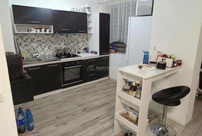 Apartament cu 2 camere decomandat în Central - 1