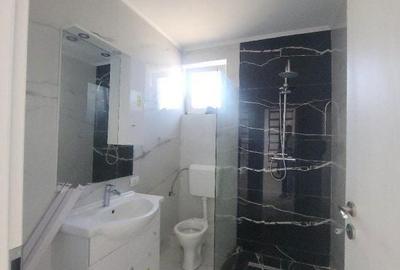 Casă cu 5 camere cu Teren 250 Mp în Central - 17