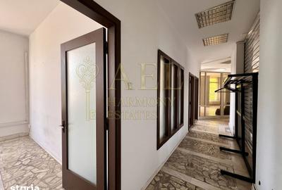 Spațiu comercial, de 211 mp, în Centrul Civic - 12