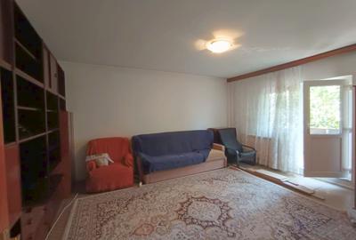 Vanzare - Garsoniera - Lacul Tei - Deleni - Bloc Mixt - 3