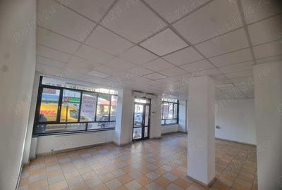 Spațiu comercial, de 82 mp, în Micro 12 - 9