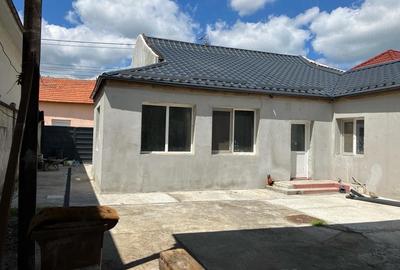 Casă cu 4 camere cu Teren 720 Mp în Grădiște - 5