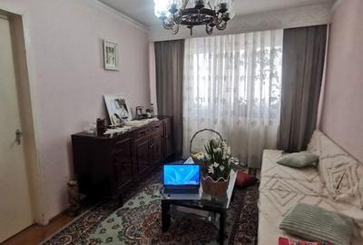 Apartament cu 3 camere decomandat în Central - 1