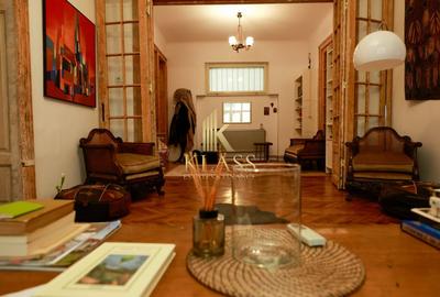 Apartament cu 6 camere circular, mobilat în P-ța Victoriei