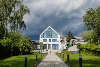 Vila pe malul lacului de vanzare // Snagov - 1