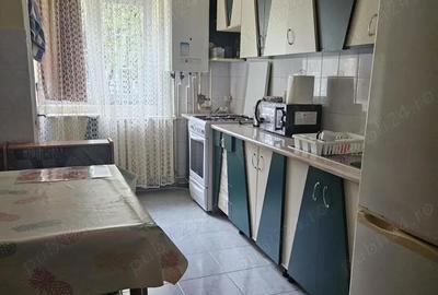 Apartament cu 3 camere decomandat în Zorilor - 2