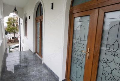 Spațiu comercial, de 250 mp, în Central - 2