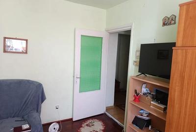 Apartament cu 2 camere decomandat în Precista - 1