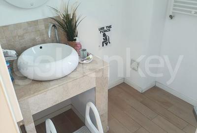 Casă cu 8 camere cu Teren 200 Mp în Central - 15
