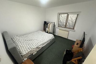 Apartament cu 2 camere decomandat, mobilat în Casa de Cultură