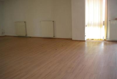 Birou, de 100 mp, în Izvoare - 2