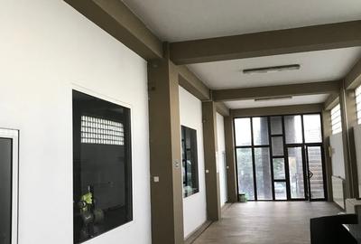 Spațiu comercial, de 540 mp, în Anda - 2