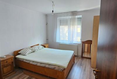 Apartament cu 3 camere semidecomandat, mobilat în Drumul Taberei - 7