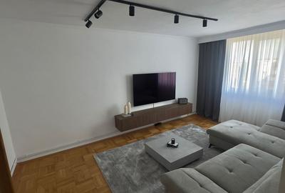 Apartament cu 4 camere decomandat în Banat - 1