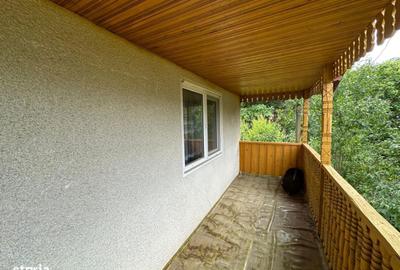 Casă cu 4 camere în Coțofenești - 19