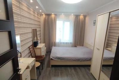 Apartament cu 3 camere de vanzare zona Drumul Sarii - 15