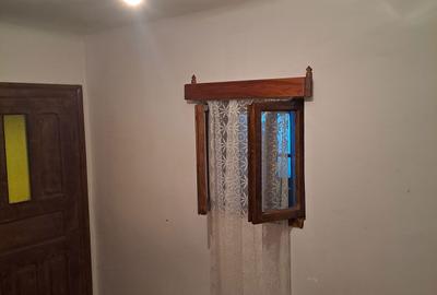Casă cu 4 camere în Ciofrângeni - 6