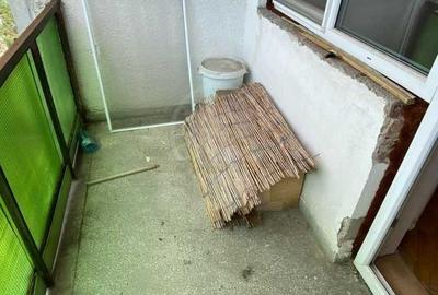 Apartament de vânzare, 3 camere, 54 mp, Plopilor - 8