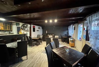 Spațiu comercial, de 258 mp, în Central - 8