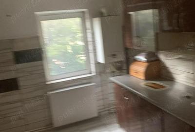 Apartament cu 3 camere semidecomandat în Tineretului - 5