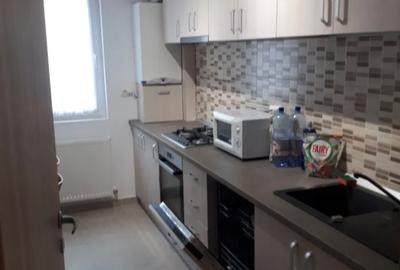 Apartament cu 2 camere decomandat, mobilat în Păcii - 2