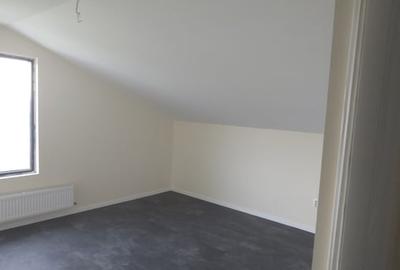 Casă cu 4 camere cu Teren 380 Mp în Berceni - 4