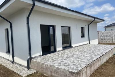 Casă cu 3 camere în Central - 8