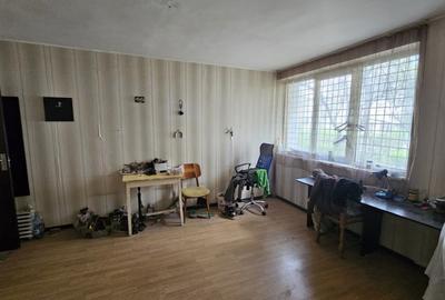 Spațiu comercial, de 150 mp, în Nord - 6