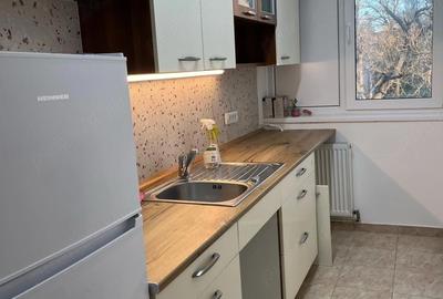 Garsonieră decomandată în Rogerius