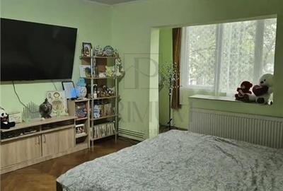 DAMBOVITA - 3 Camere - ETAJ 2 - Centrala proprie - Decomandat - 4