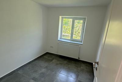 Casă cu 6 camere cu Teren 632 Mp în Palazu Mare - 7