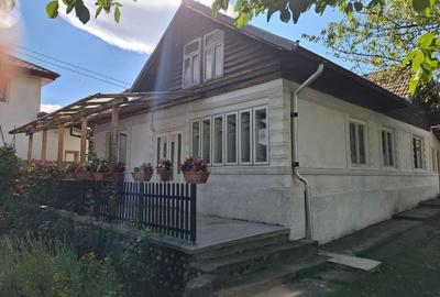 Vand casa in satul Valea Lupului/Patarlagele Buzau - 1