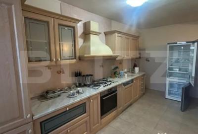 Casă cu 7 camere cu Teren 500 Mp în Lipovei - 17
