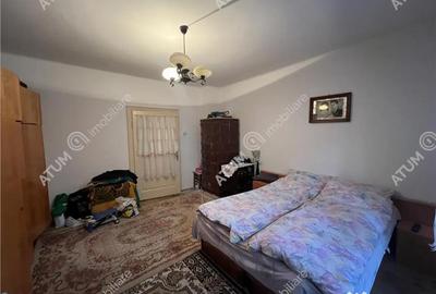 Casă cu 6 camere cu Teren 1260 Mp în Turnișor