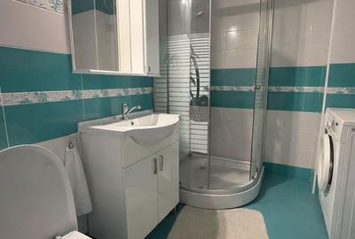 Apartament cu 2 camere decomandat în Între Lacuri