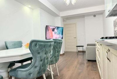 Apartament cu 3 camere în 1 Decembrie 1918 - 2