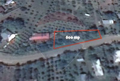 Teren de 600 mp, în Cândești - 2