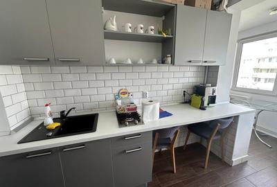 Apartament 2 camere 50 mp -  etaj 9/10  - balcon - B-dul Mihai Viteazu Apartament 2 camere 50 mp -  etaj 9/10  - balcon - B-dul Mihai Viteazu - 3