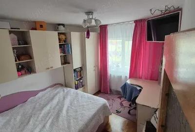 Apartament 3 camere de vanzare Apartament 3 camere de vanzare - 2