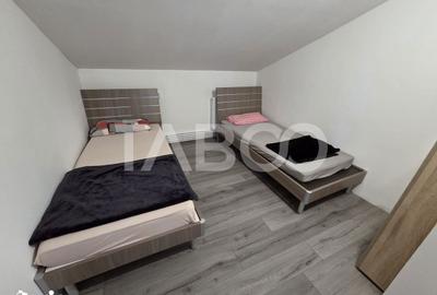 Casă cu 9 camere cu Canalizare în Central - 11