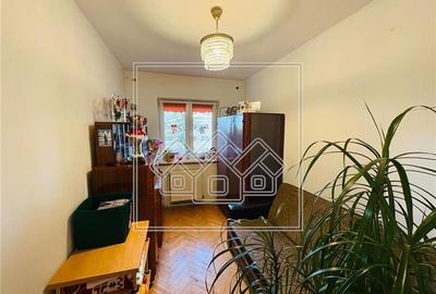 Apartament cu 3 camere decomandat în Calea Poplăcii - 9