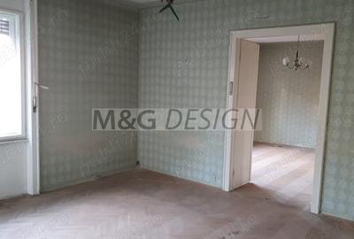 Casă individuală cu 8 camere cu Teren 520 Mp în Central - 1