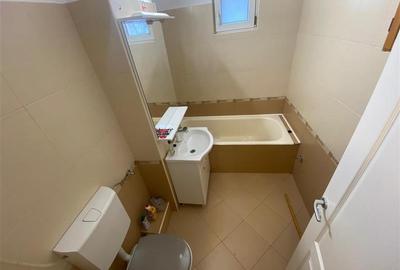 Apartament cu 3 camere decomandat în Tudor - 6