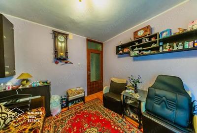 Apartament 4 camere, Micalaca, zona Miorita, etaj 3, decomandat, comision 0% - 17